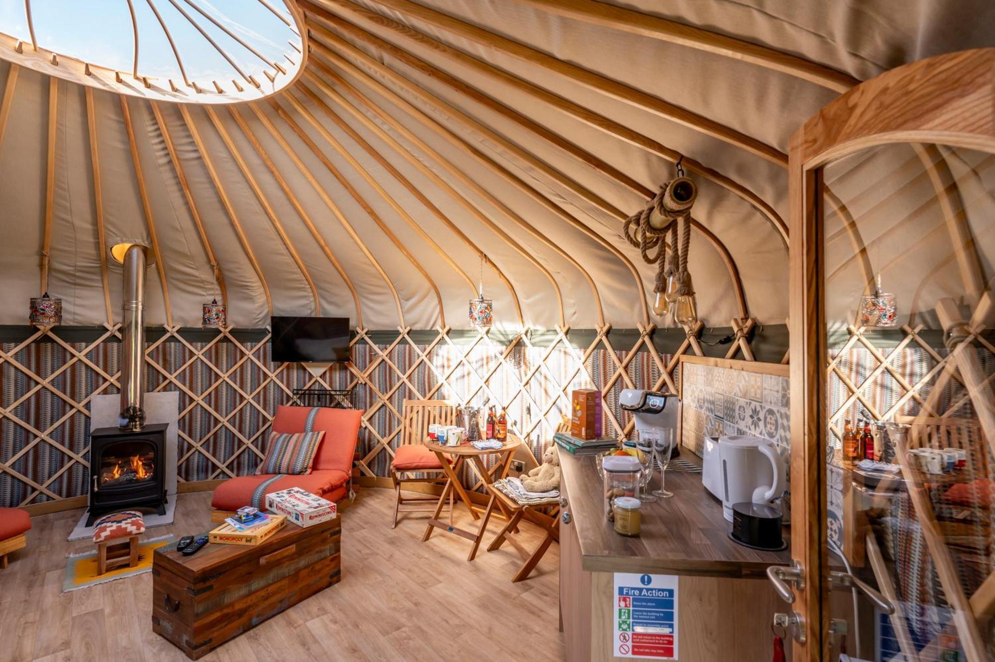 Glamping At South Lytchett Manor Hotel Poole Exterior photo