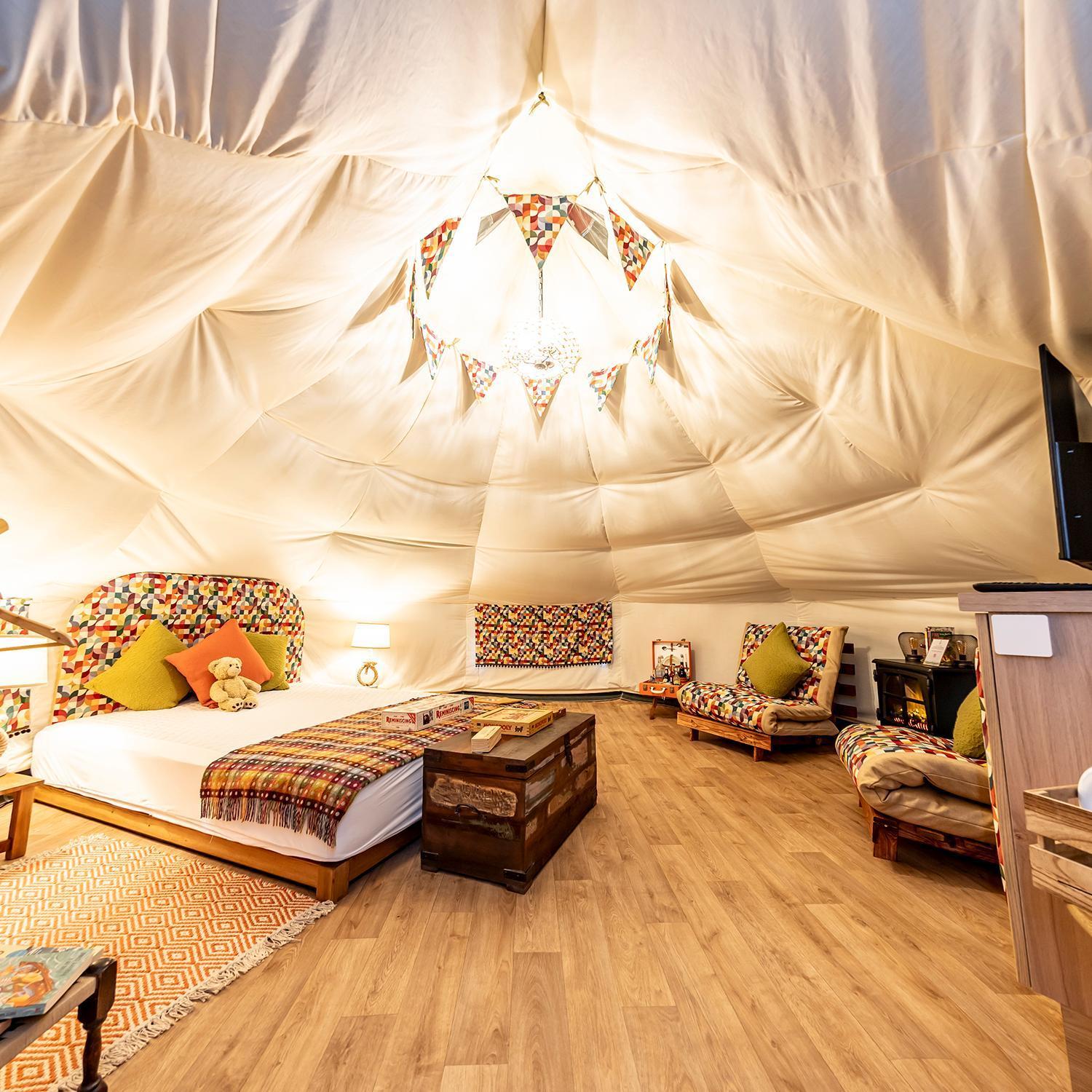 Glamping At South Lytchett Manor Hotel Poole Exterior photo